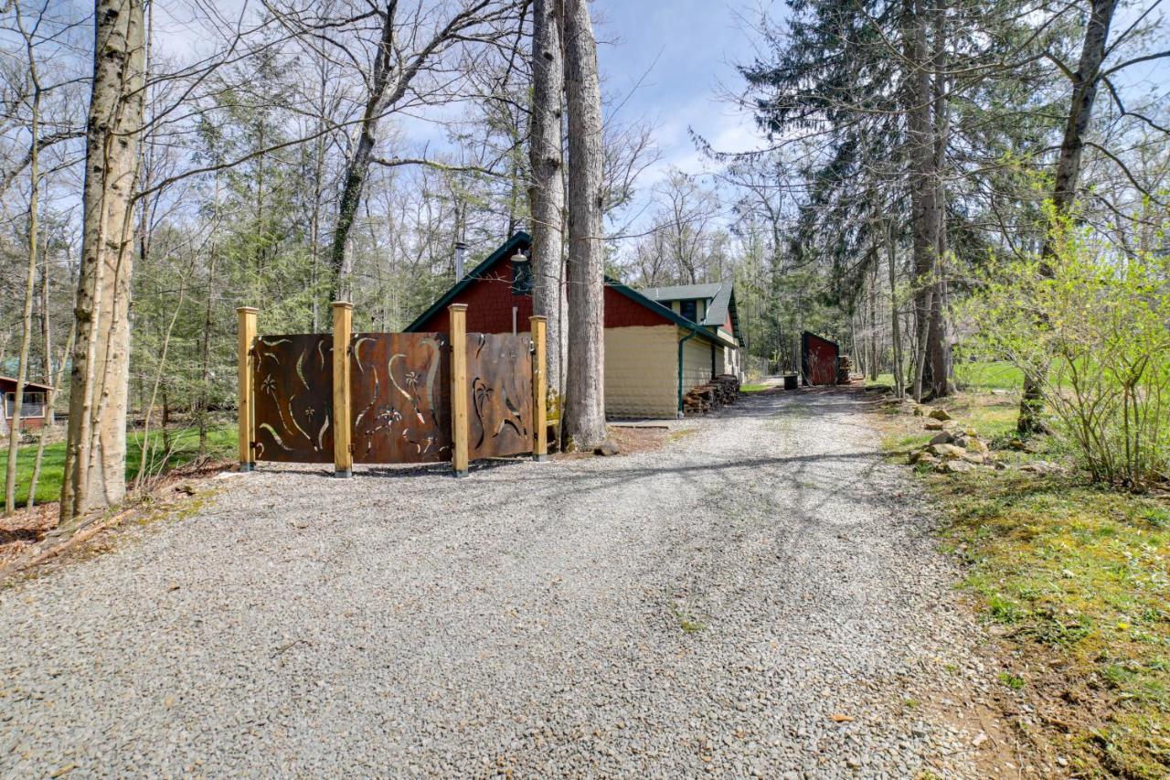 Pet-Friendly Pennsylvania Vacation Rental With Pool! Laughlintown Eksteriør bilde